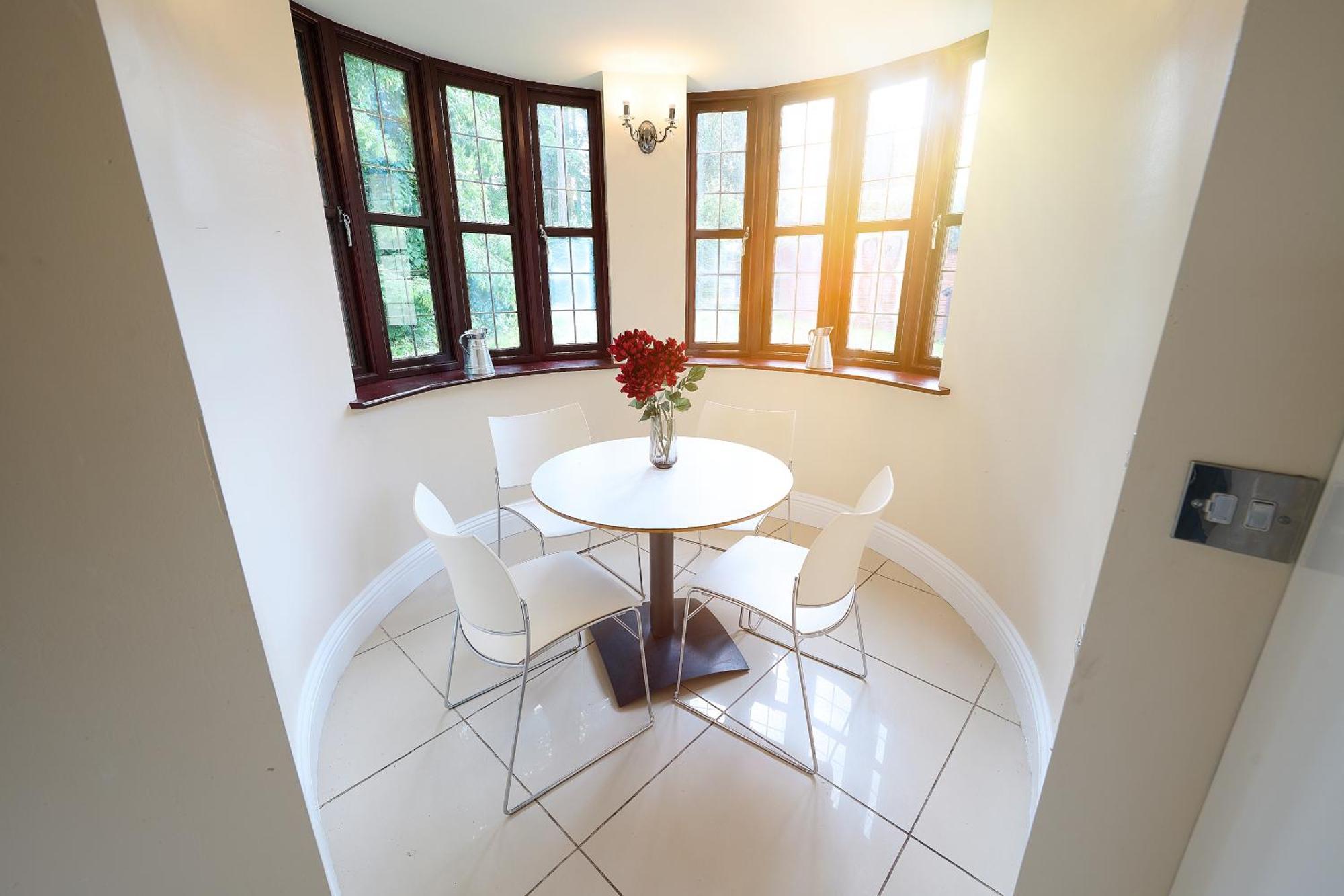 Spacious Home For Large Families And Contractors วุลฟ์เวอร์แฮมป์ตัน ภายนอก รูปภาพ
