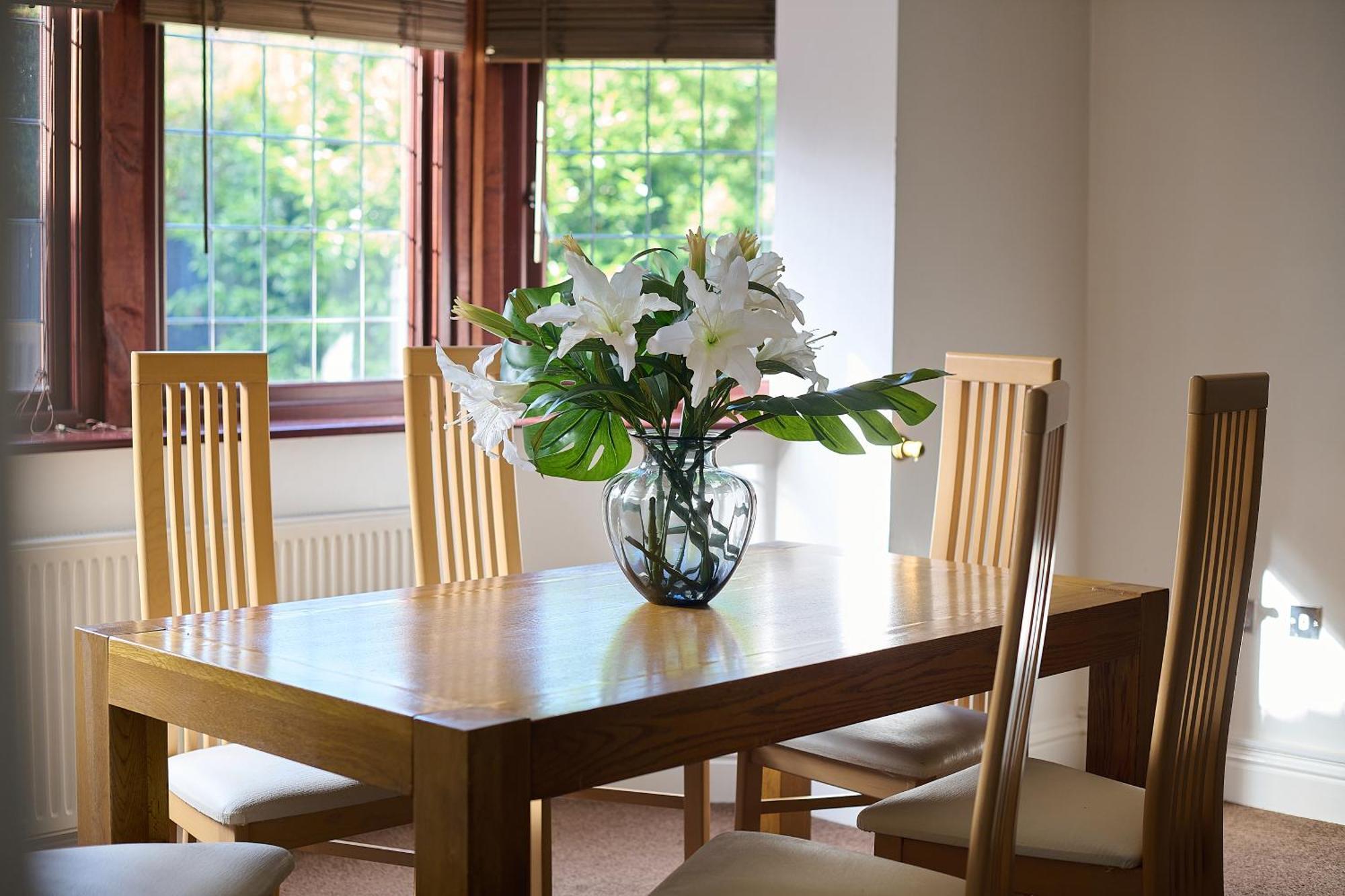 Spacious Home For Large Families And Contractors วุลฟ์เวอร์แฮมป์ตัน ภายนอก รูปภาพ