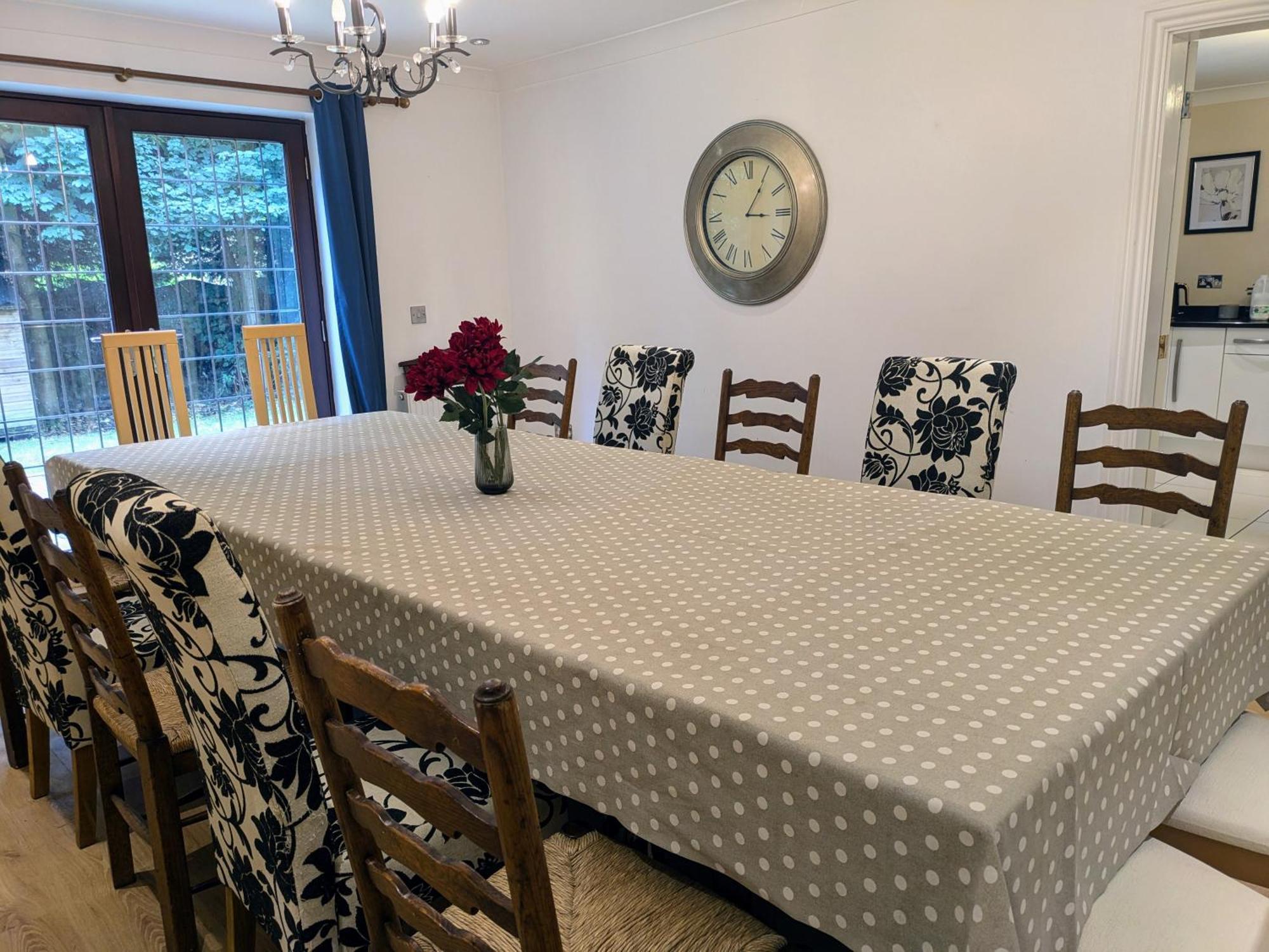Spacious Home For Large Families And Contractors วุลฟ์เวอร์แฮมป์ตัน ภายนอก รูปภาพ